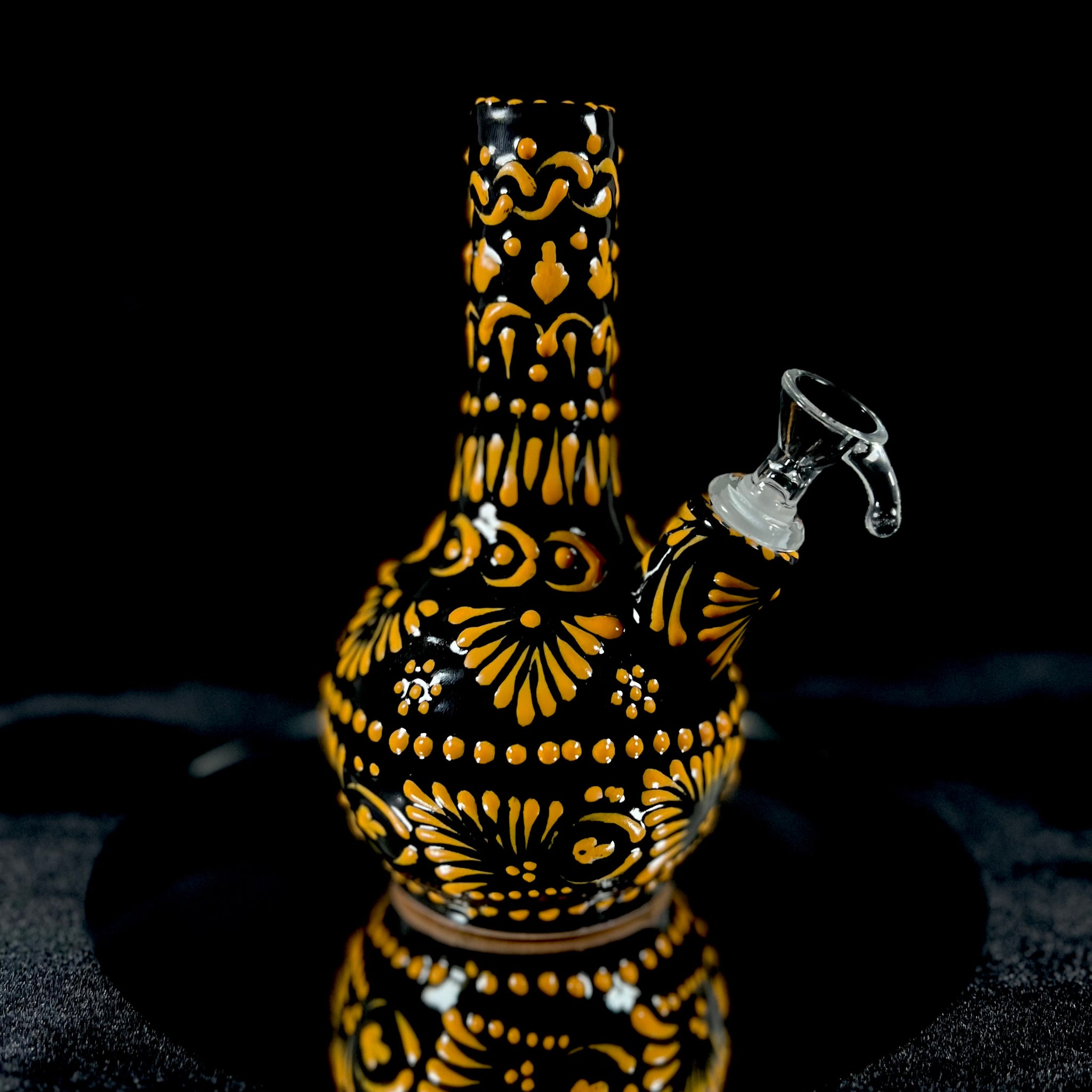 Black Medium Water Pipe