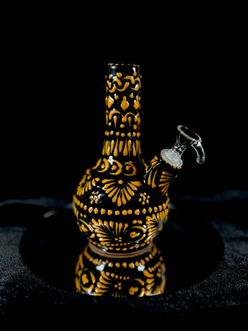 Black Medium Water Pipe